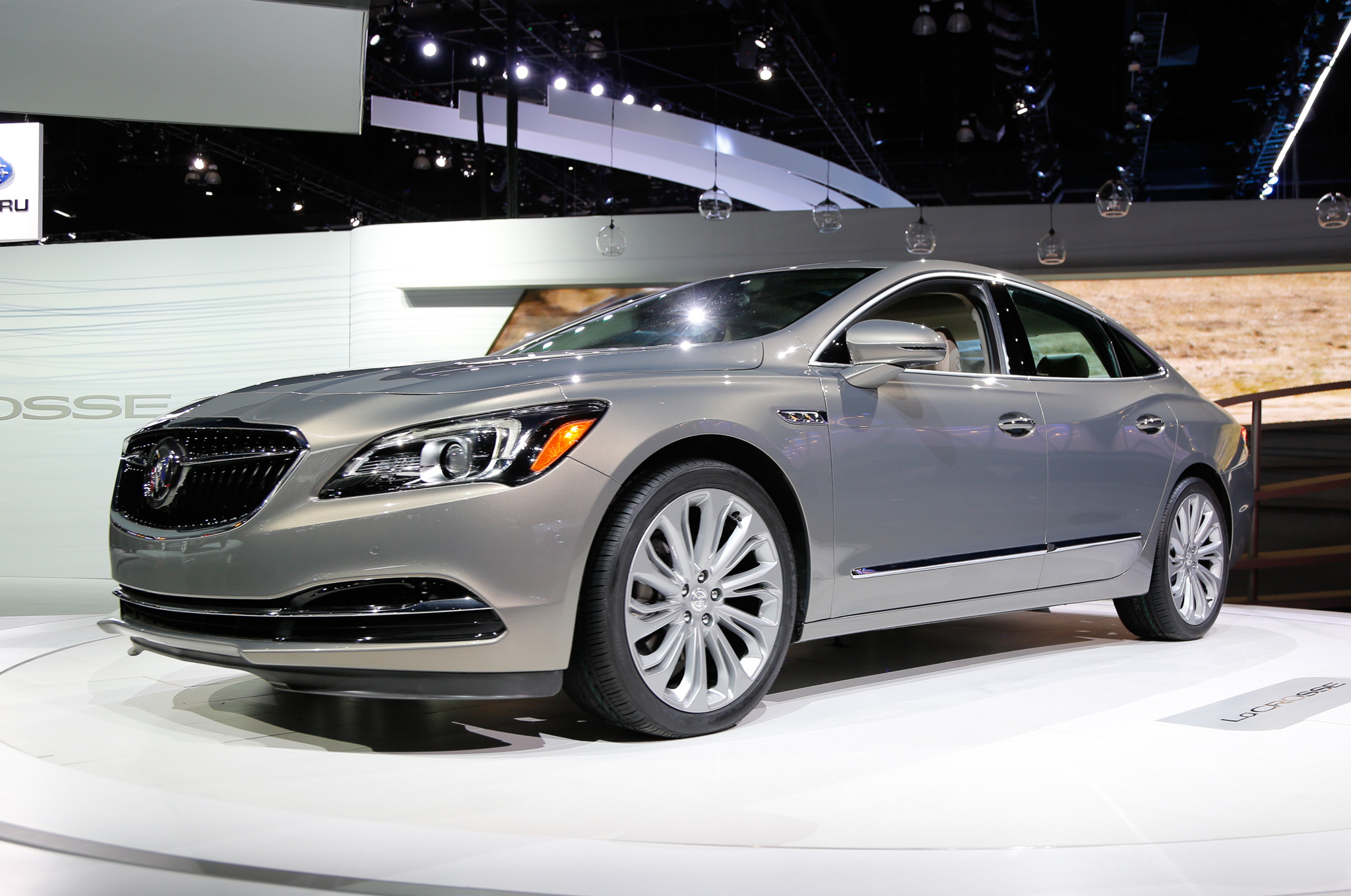 2017 Buick Lacrosse Sheds 300 Pounds Debuts Sleeker Design In L A 2017 Buick Lacrosse Front Three Quarter 01